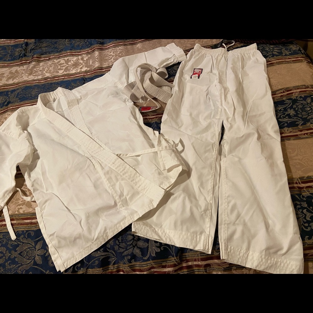 Karate uniform for kids size 10